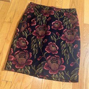 Ann Taylor Size 4 Petite Black and Red Floral Skirt